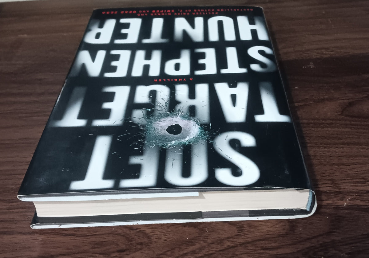 Stephen Hunter Soft Target 1st Edition 1st Printing Hardcover DJ 2011