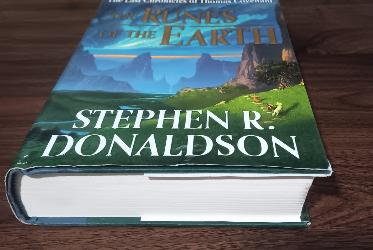 Stephen R Donaldson Runes of the Earth 1st Edition 1st Printing HC DJ 2004