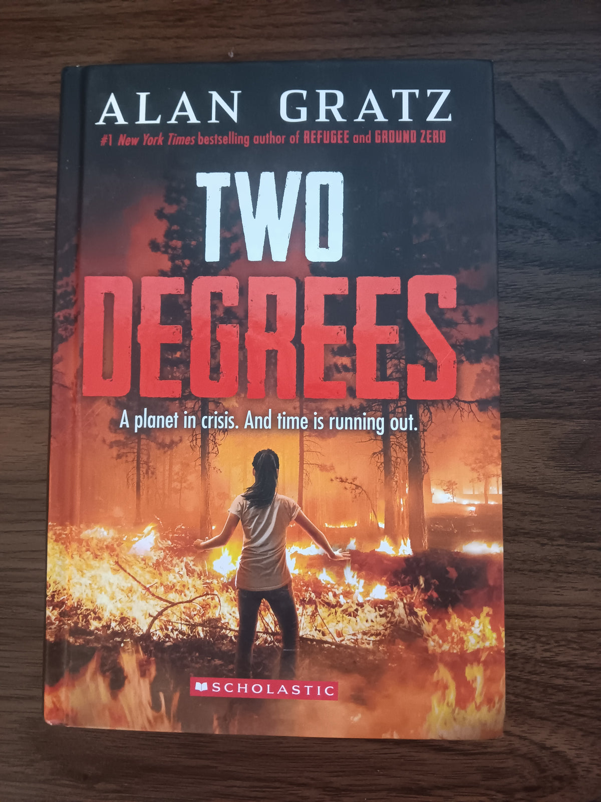 Two Degrees Alan Gratz Hardcover 2022 Scholastic School Market First Printing