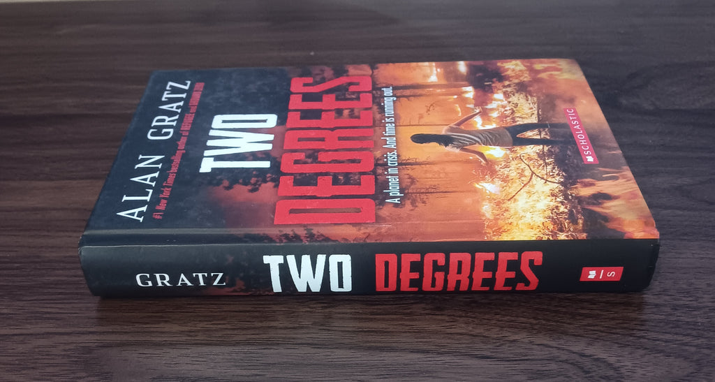Two Degrees Alan Gratz Hardcover 2022 Scholastic School Market First Printing