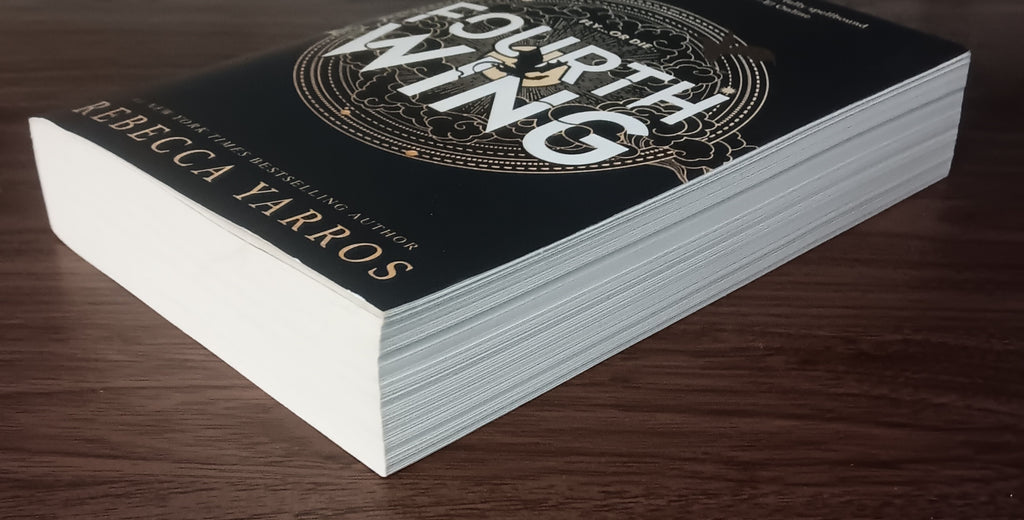 Fourth Wing by Rebecca Yarros — Trade Paperback